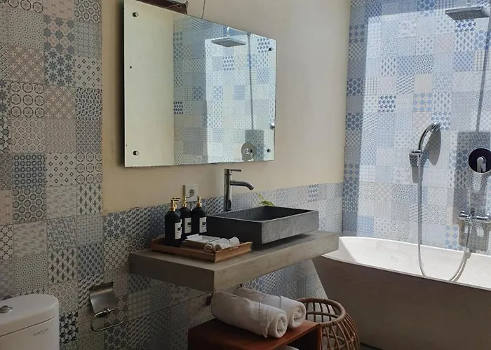 La Pan Nam Exotic And 4* Canggu