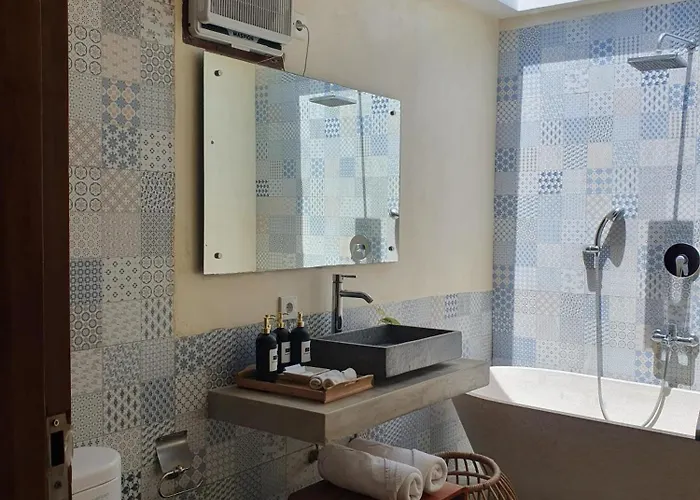 Bed & Breakfast La Pan Nam Exotic And