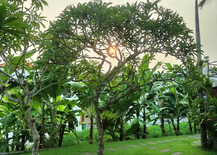 La Pan Nam Exotic And Bed & Breakfast 4*